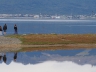 Am Horizont die andere südlichste Stadt der Welt: Puerto Williams / Chile