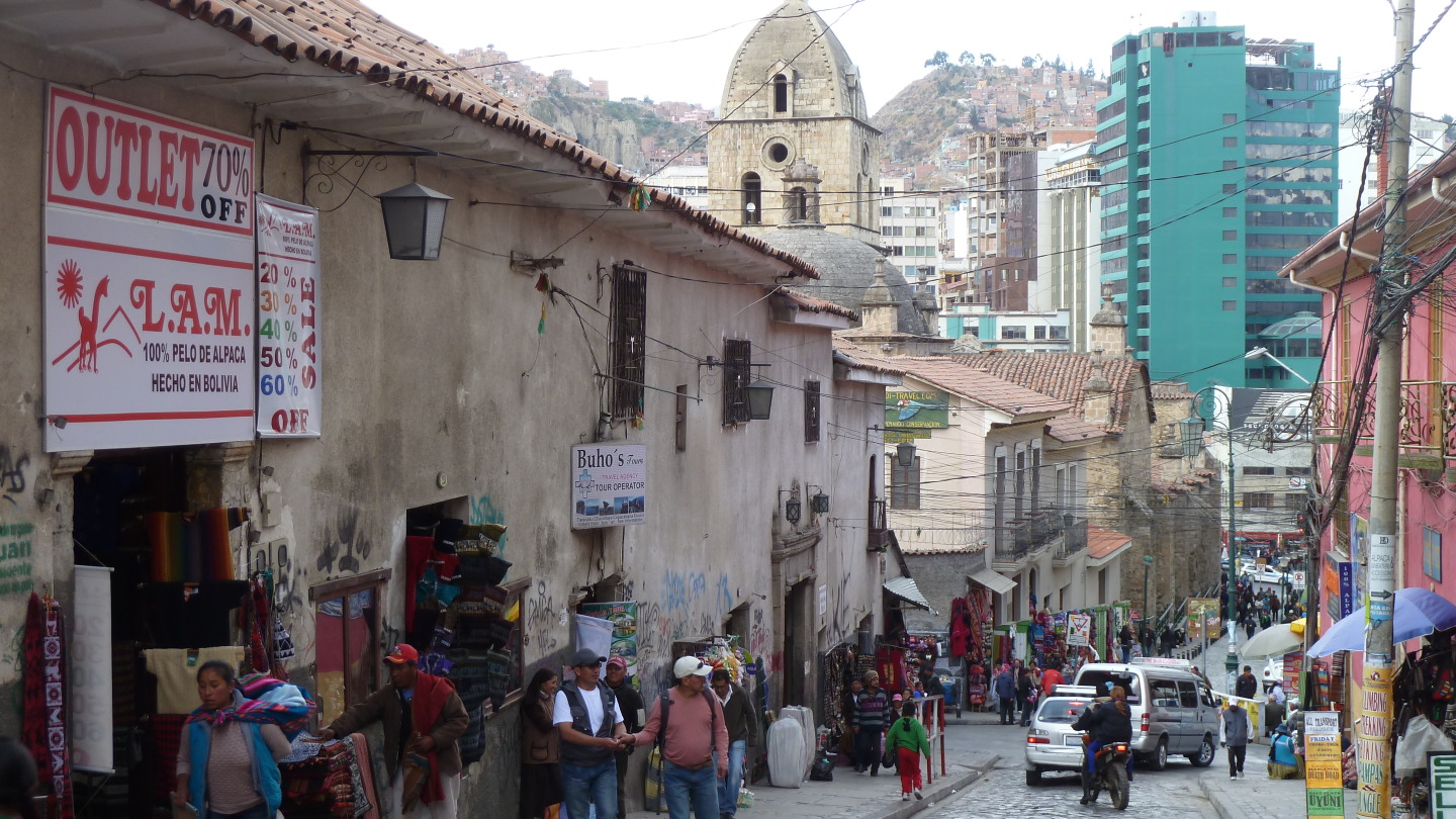 La Paz und El Alto haben jeweils eine knappe Million Einwohner.