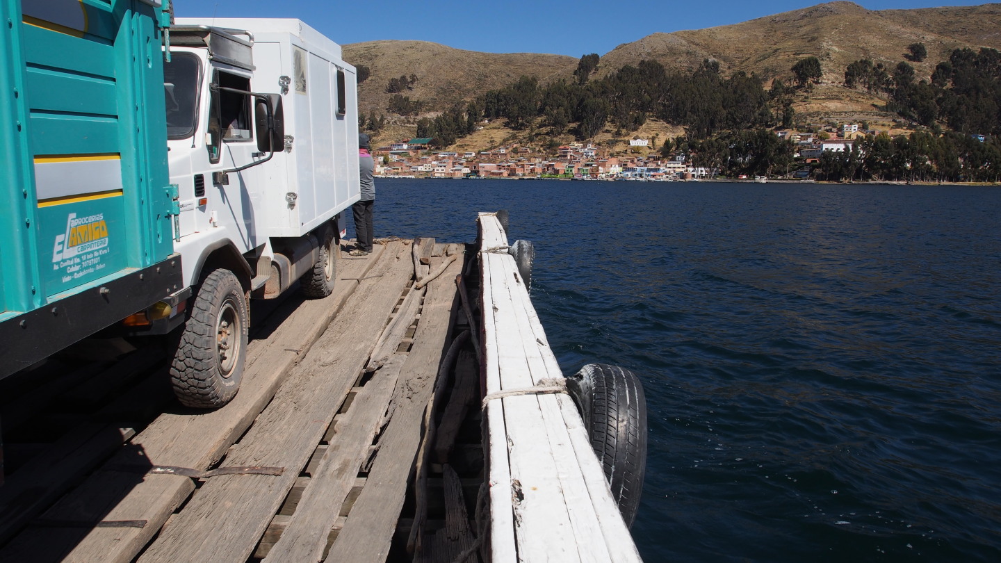 Der Titicacasee ist das höchstgelegene kommerziell schiffbare Gewässer der Erde.