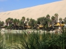 Oase Huacachina in der Wüste Perus